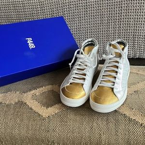 P488 High Top Sneaker